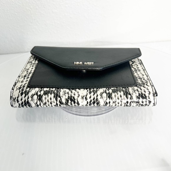 Nine West Black White Snakeskin Foldover Convertible Clutch Crossbody Bag - Picture 4 of 10